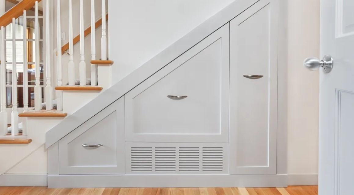 Under-stairs pull-out storage